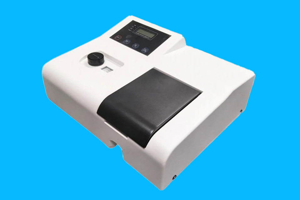 Laboratoryjny spektrofotometr widzialny122303
